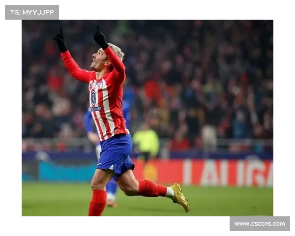 格列兹曼荣膺马竞历史射手王 队友定制戒指祝贺超越阿拉贡内斯 格列兹曼荣膺马竞历史射手王 队友定制戒指祝贺超越阿拉贡内斯